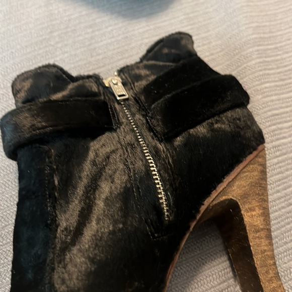 Elizabeth and James pointed toe ankle boots velvet  SZ 8 club wear going out - Picture 7 of 14